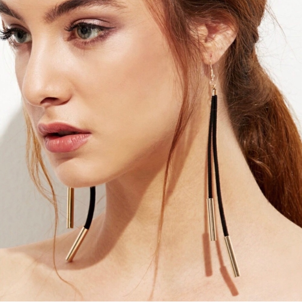 Black Dangle Leather Earrings